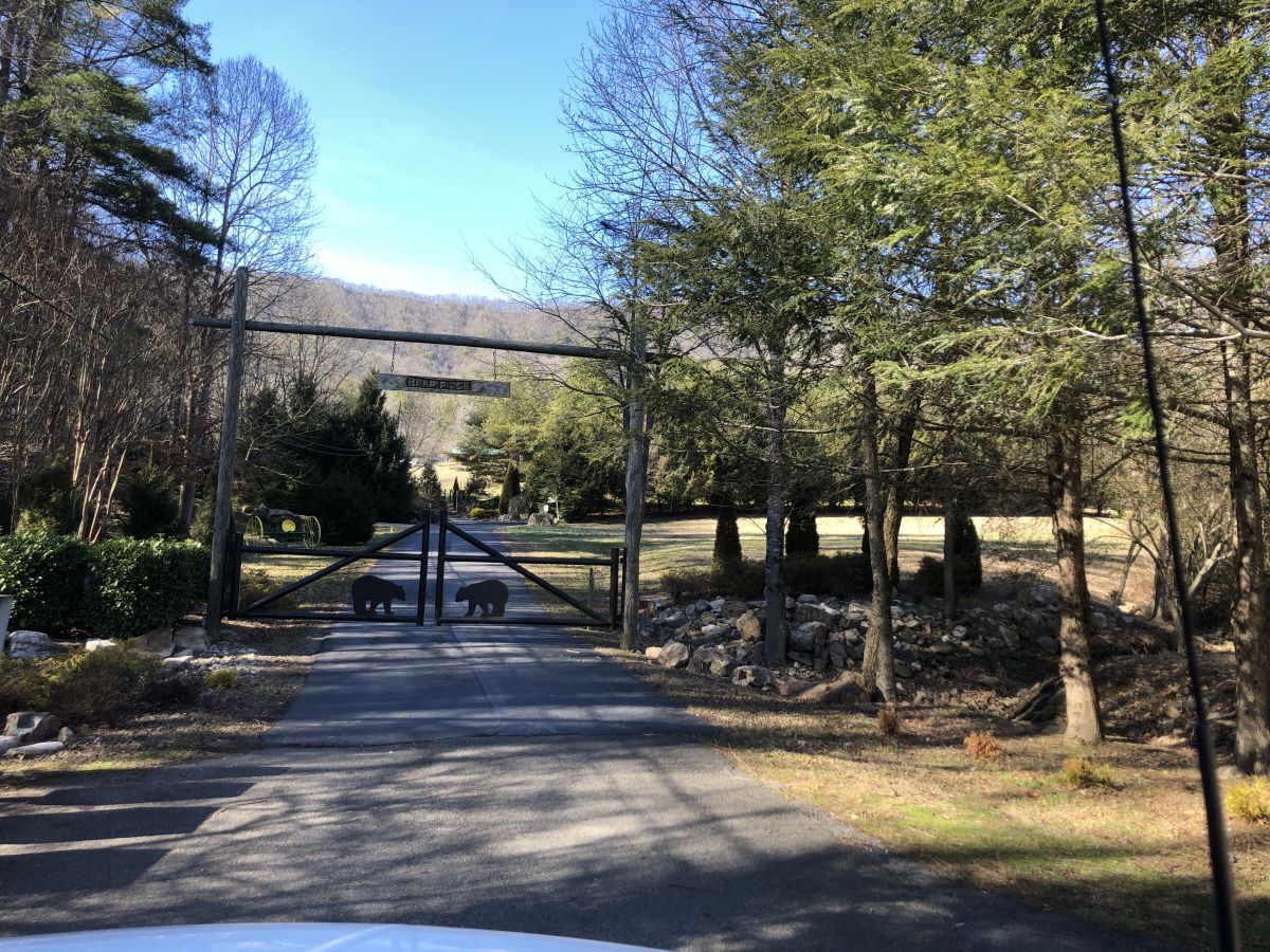 Bear Ridge Estates community in Carter County near Watauga Lake Tennessee