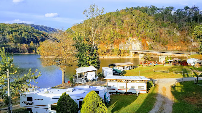 Pioneer Landing Campground And Marina