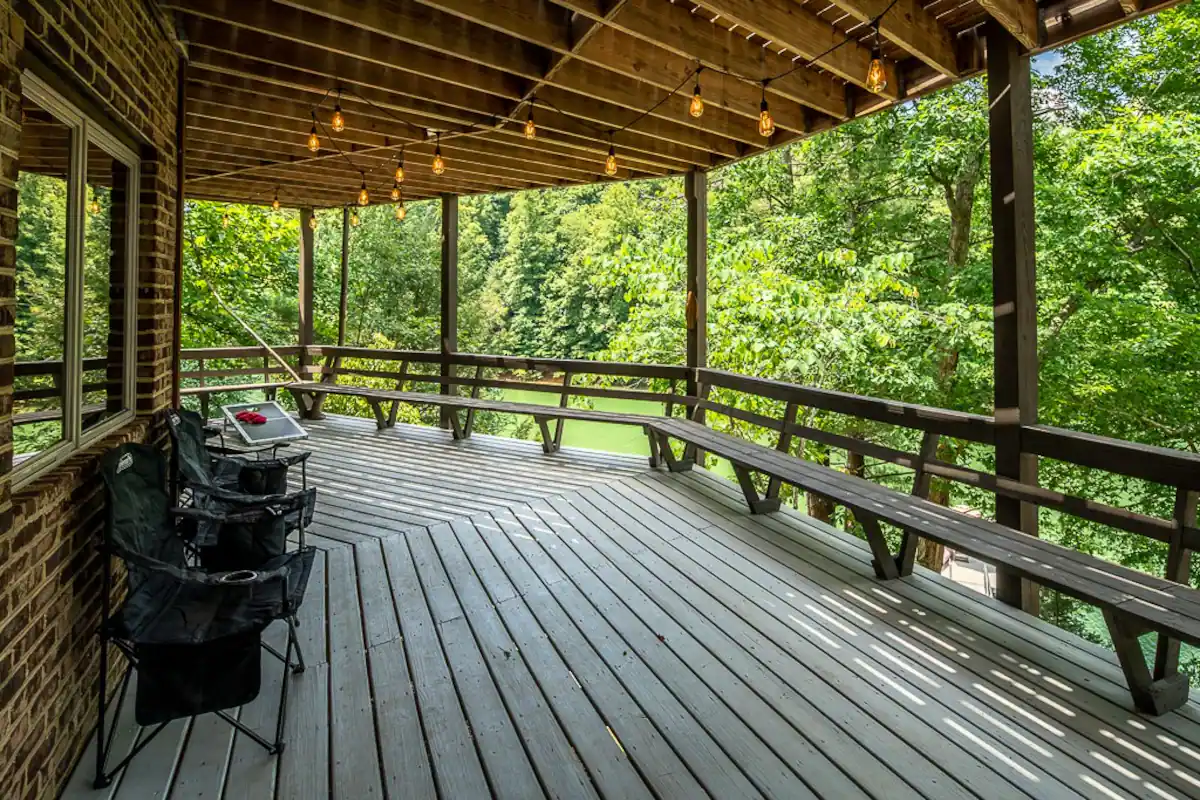 Watauga Lakefront Retreat